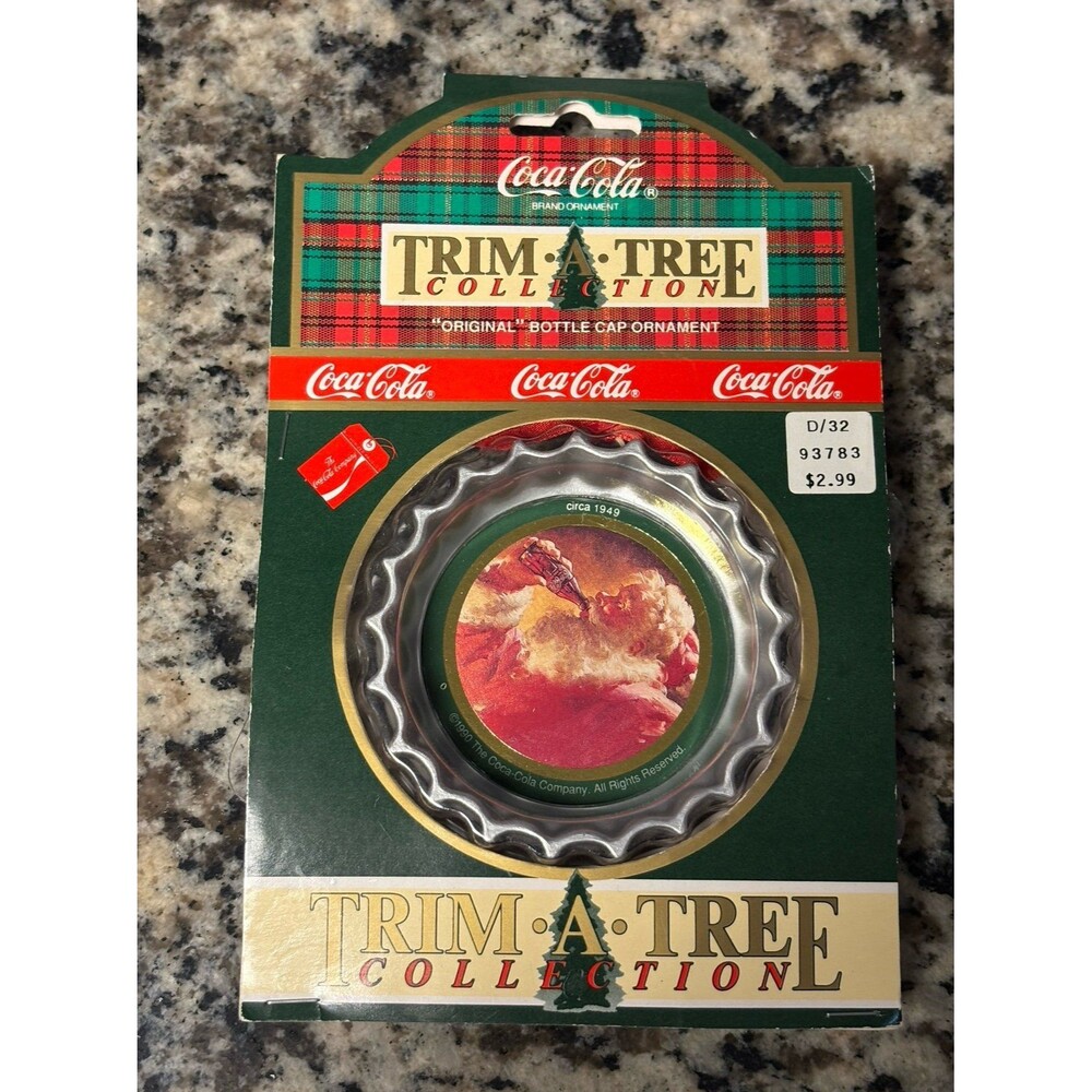 Vintage 1991 Coca-Cola trim a tree collection bottle cap ornament. Santa Sealed